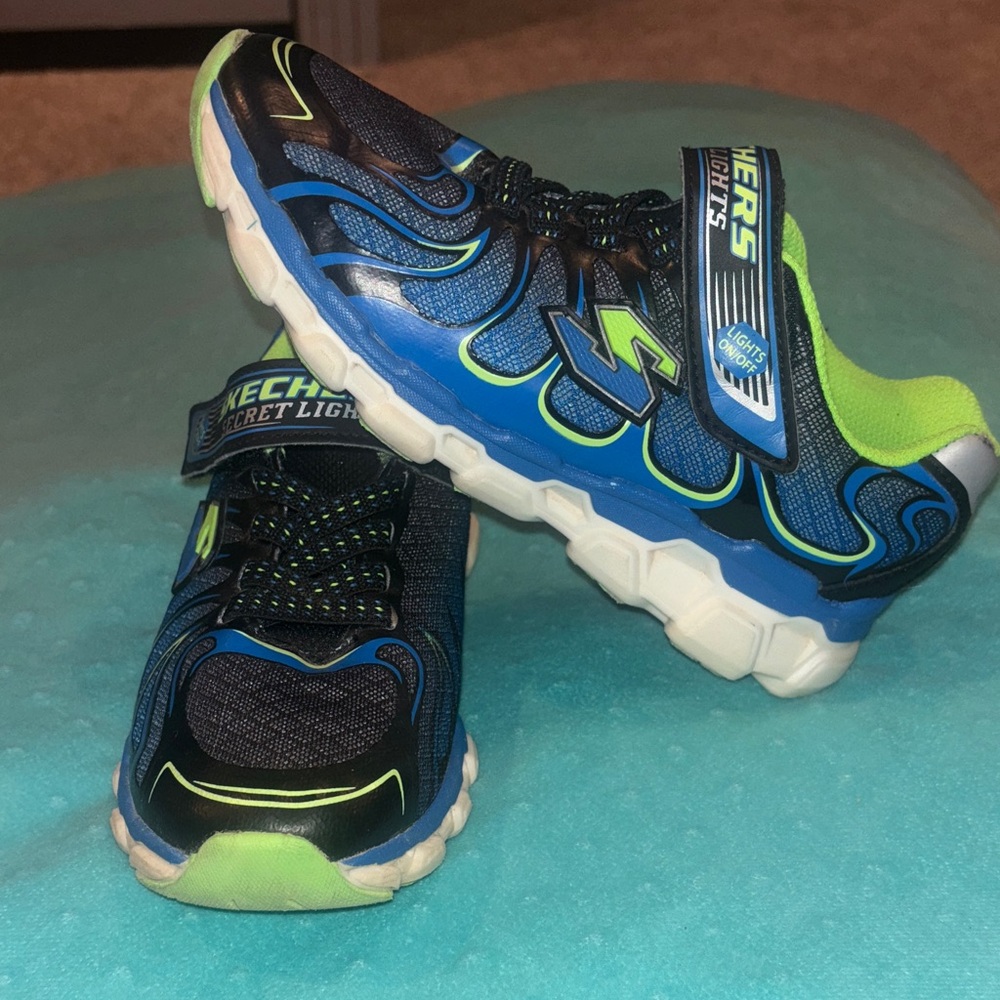 Skechers boys Blue black and Lime Light-Up Athletic Sneakers